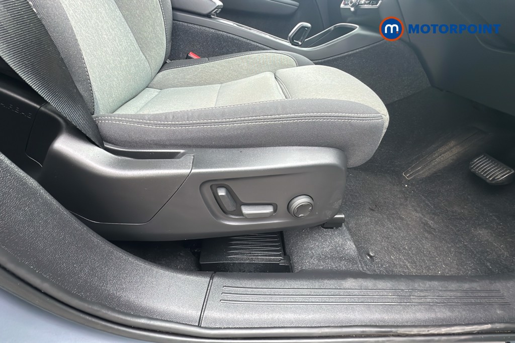 Volvo Xc40 Plus Automatic Petrol SUV - Stock Number (1654250) - 25th supplementary image