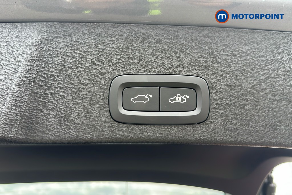 Volvo Xc40 Plus Automatic Petrol SUV - Stock Number (1654250) - 35th supplementary image