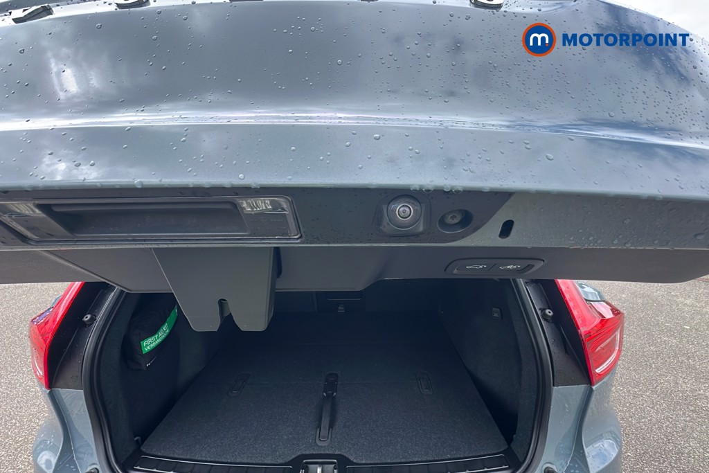 Volvo Xc40 Plus Automatic Petrol SUV - Stock Number (1654250) - 36th supplementary image