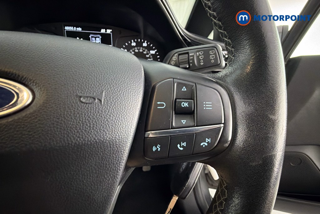 Ford Fiesta Zetec Manual Petrol Hatchback - Stock Number (1655426) - 4th supplementary image