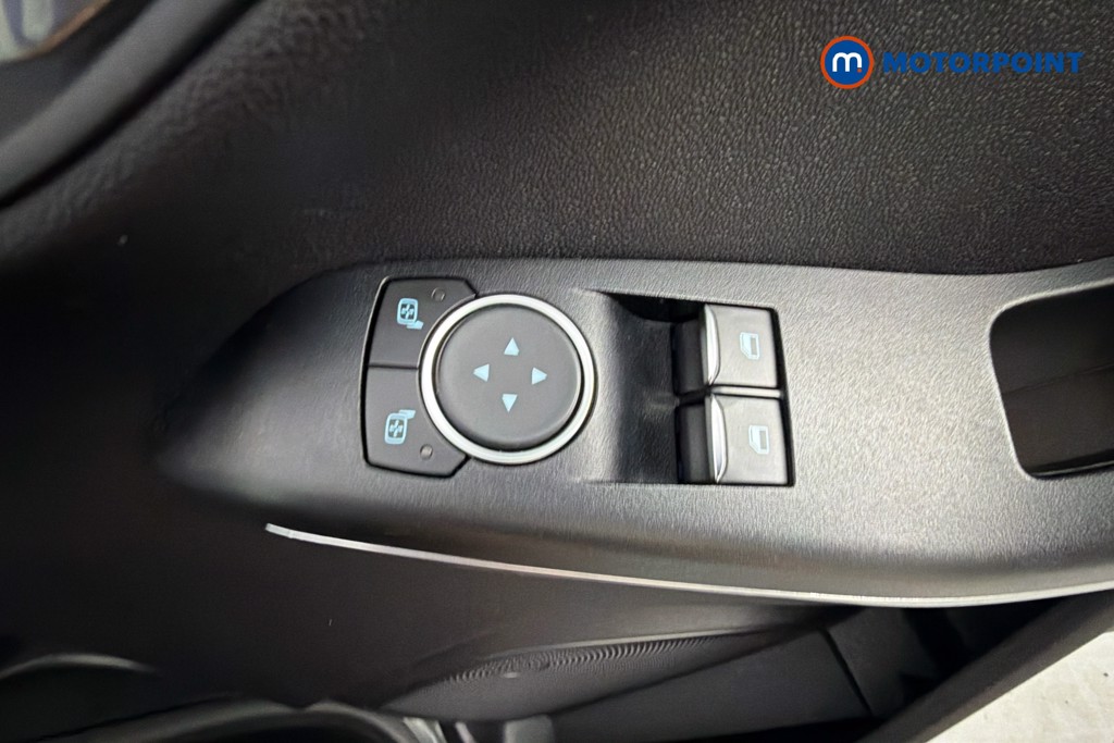 Ford Fiesta Zetec Manual Petrol Hatchback - Stock Number (1655426) - 20th supplementary image