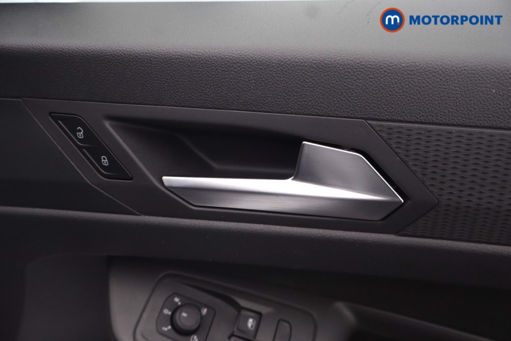 Ford Transit Connect Limited Automatic Petrol Plug-In Hybrid Panel Van - Stock Number (1655498) - 14th supplementary image
