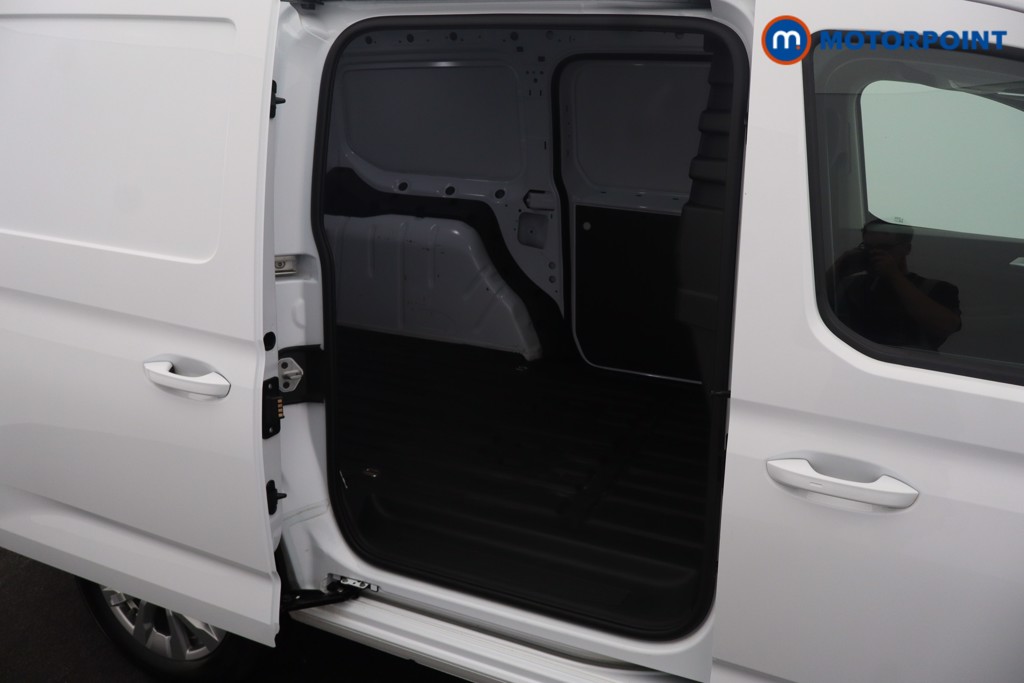 Ford Transit Connect Limited Automatic Petrol Plug-In Hybrid Panel Van - Stock Number (1655498) - 17th supplementary image
