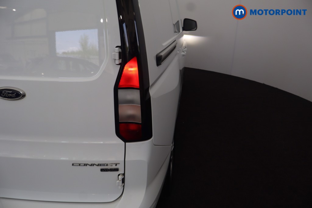 Ford Transit Connect Limited Automatic Petrol Plug-In Hybrid Panel Van - Stock Number (1655498) - 21st supplementary image