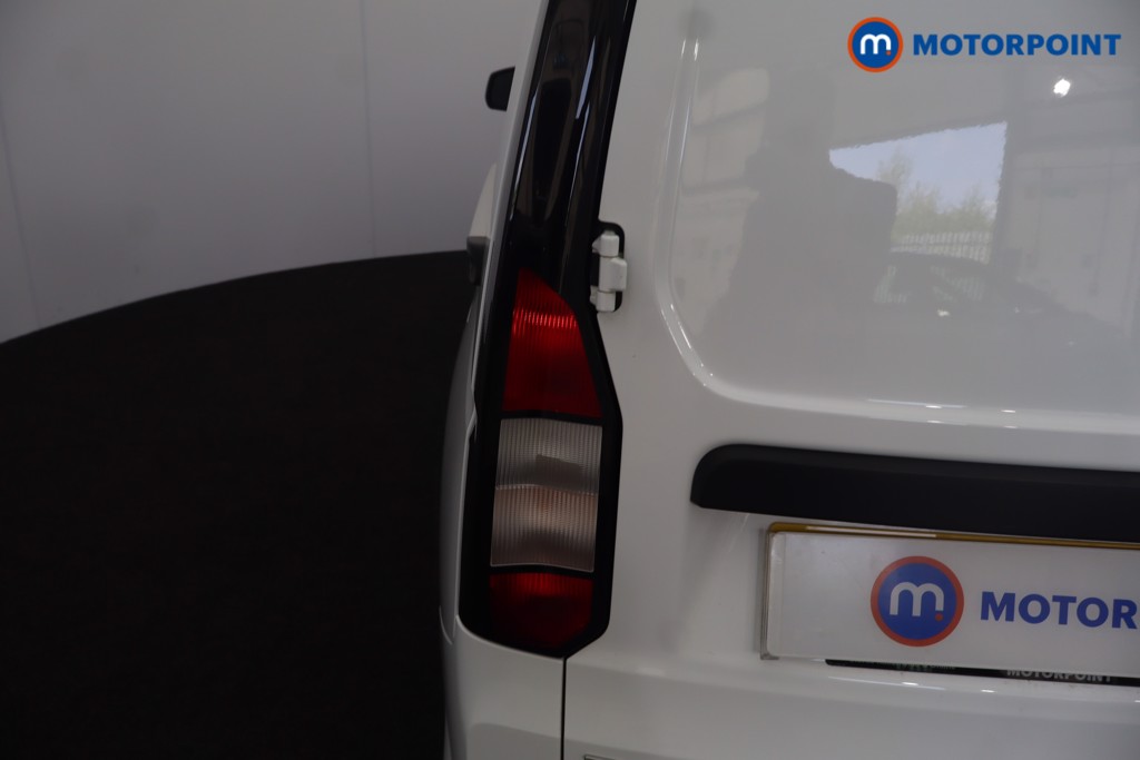 Ford Transit Connect Limited Automatic Petrol Plug-In Hybrid Panel Van - Stock Number (1655498) - 23rd supplementary image