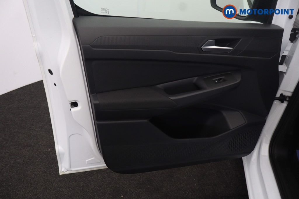 Ford Transit Connect Limited Automatic Petrol Plug-In Hybrid Panel Van - Stock Number (1655498) - 28th supplementary image