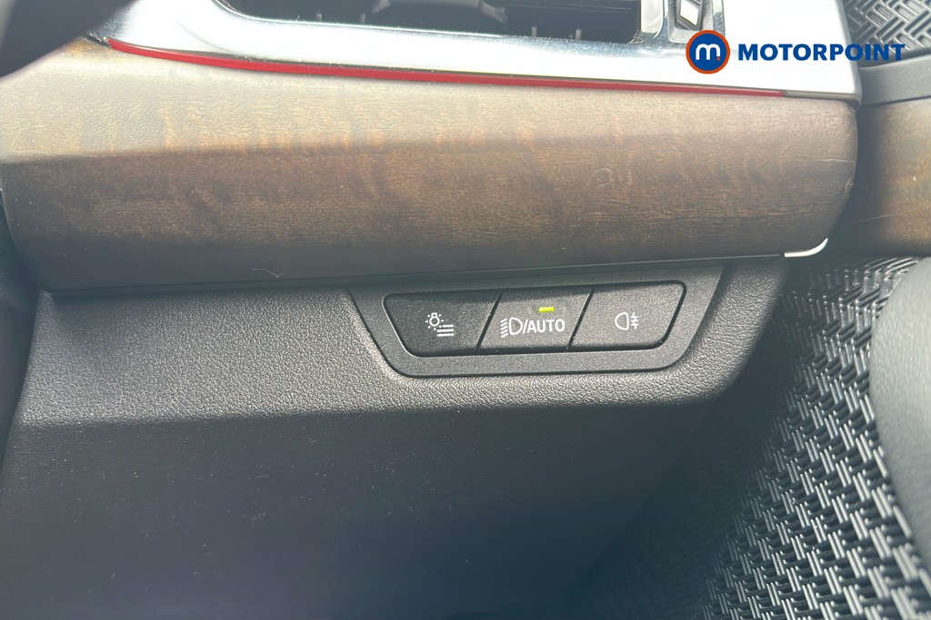 BMW 2 Series Luxury Automatic Petrol Plug-In Hybrid Estate - Stock Number (1656184) - 18th supplementary image
