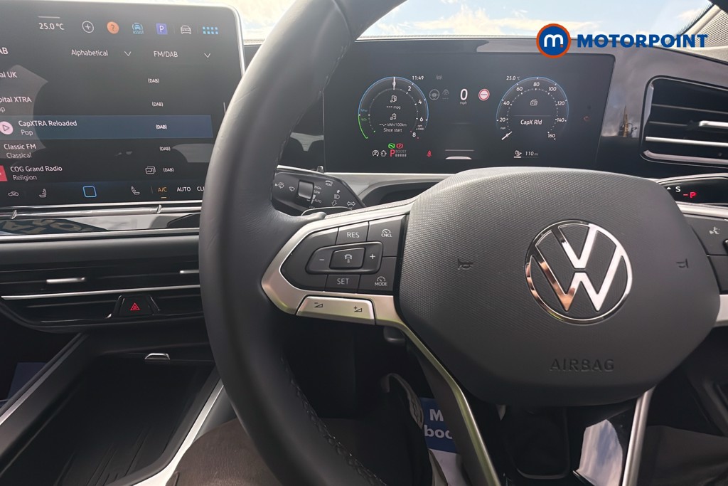 Volkswagen Passat Life Automatic Petrol Plug-In Hybrid Estate - Stock Number (1656624) - 3rd supplementary image
