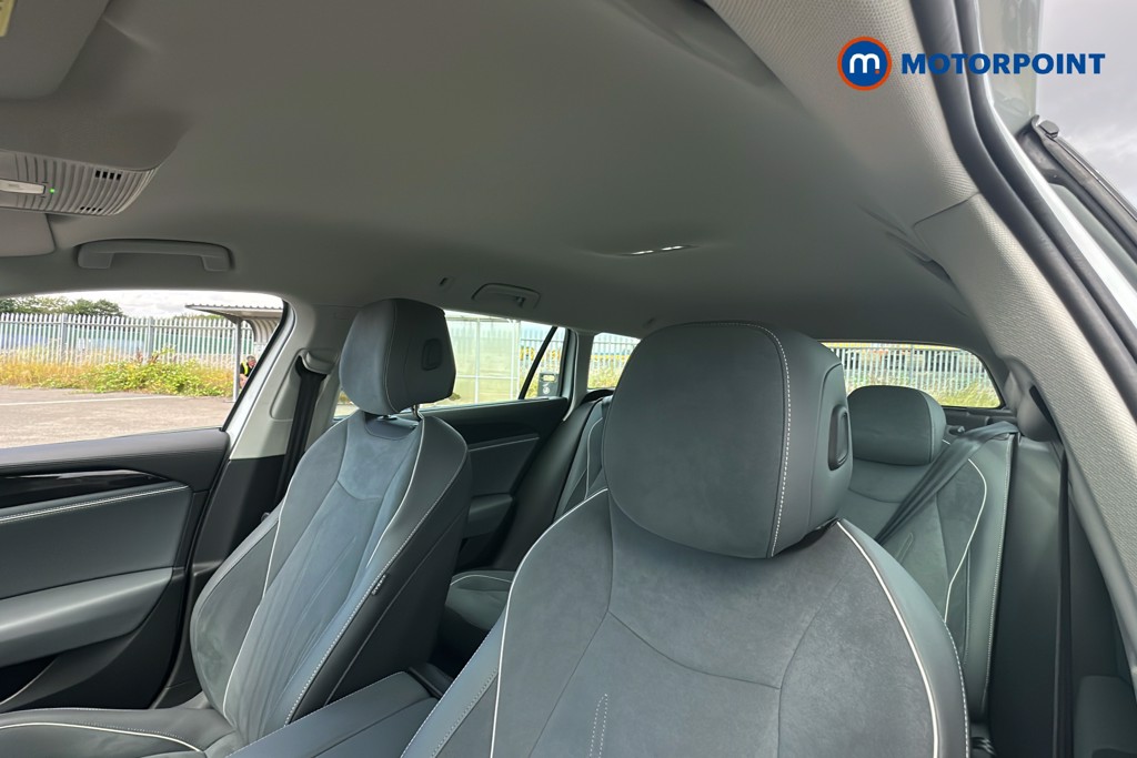 Volkswagen Passat Life Automatic Petrol Plug-In Hybrid Estate - Stock Number (1656624) - 23rd supplementary image