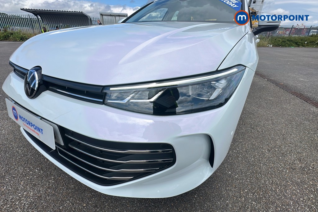 Volkswagen Passat Life Automatic Petrol Plug-In Hybrid Estate - Stock Number (1656624) - 44th supplementary image
