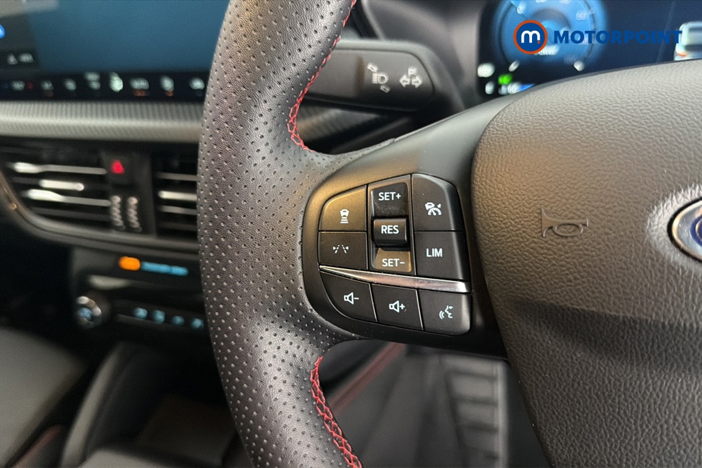 Ford Kuga St-Line Automatic Petrol-Electric Hybrid SUV - Stock Number (1657364) - 4th supplementary image