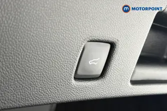 Ford Kuga St-Line Automatic Petrol-Electric Hybrid SUV - Stock Number (1657364) - 35th supplementary image