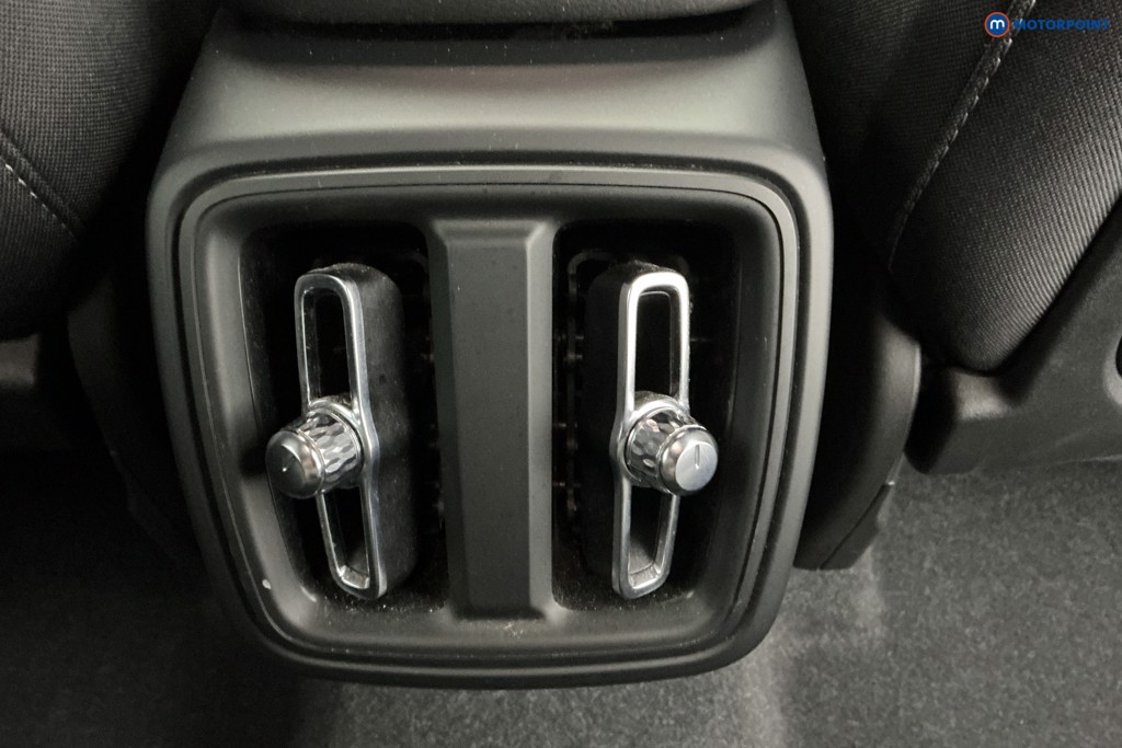 Volvo Xc40 Plus Automatic Petrol SUV - Stock Number (1657506) - 10th supplementary image