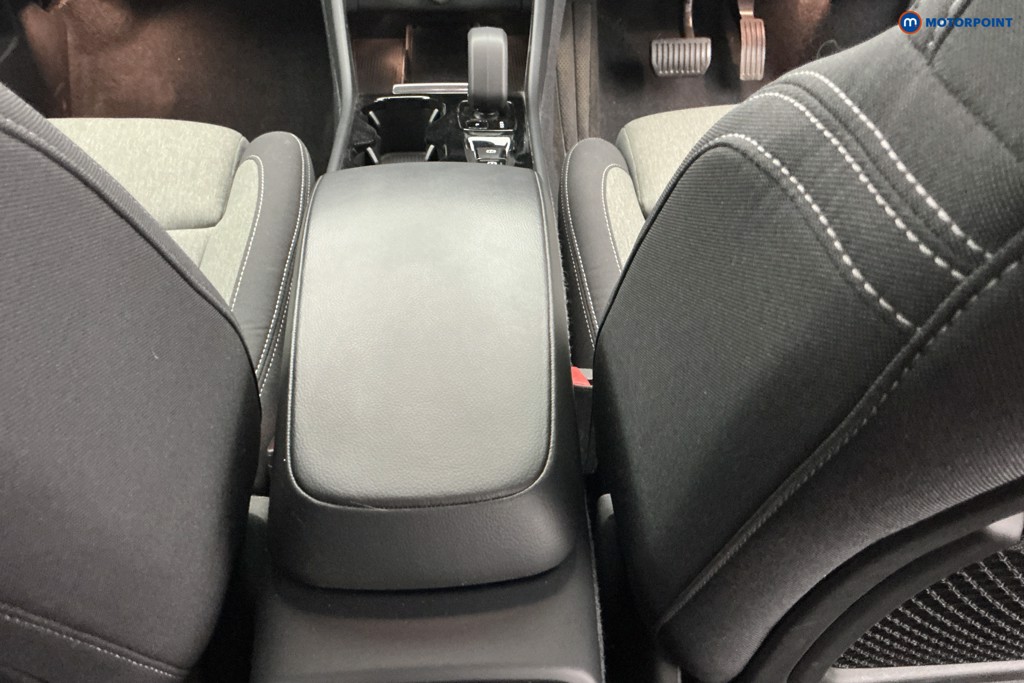 Volvo Xc40 Plus Automatic Petrol SUV - Stock Number (1657506) - 11th supplementary image
