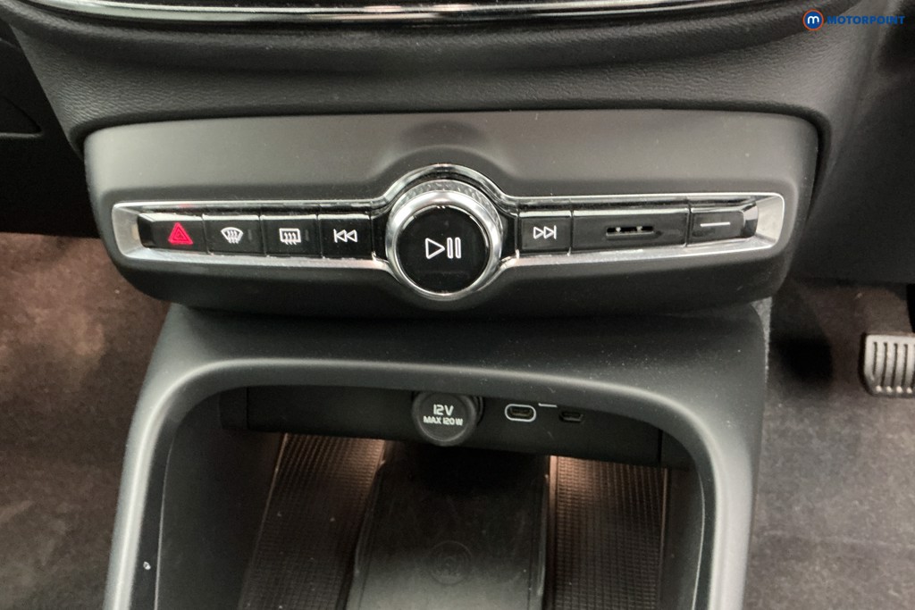Volvo Xc40 Plus Automatic Petrol SUV - Stock Number (1657506) - 16th supplementary image