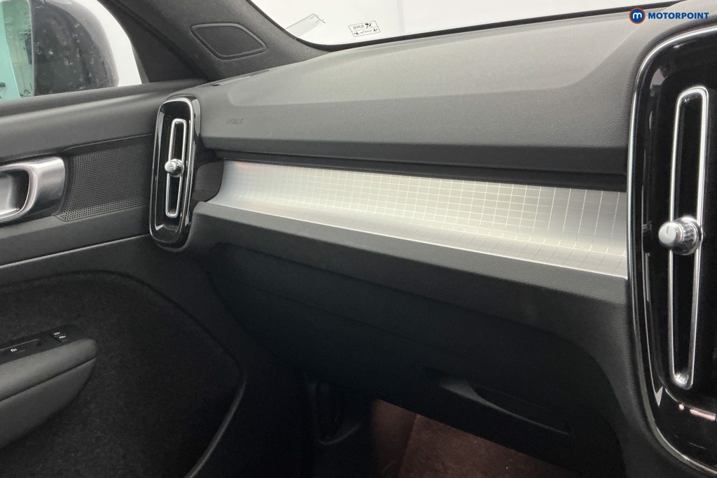 Volvo Xc40 Plus Automatic Petrol SUV - Stock Number (1657506) - 17th supplementary image