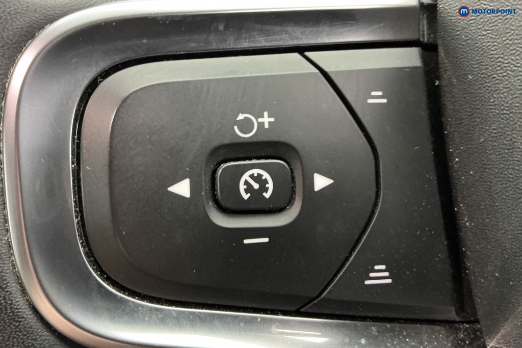 Volvo Xc40 Plus Automatic Petrol SUV - Stock Number (1657506) - 19th supplementary image