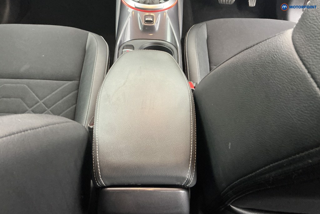 Nissan Juke Tekna Automatic Petrol SUV - Stock Number (1657548) - 11th supplementary image