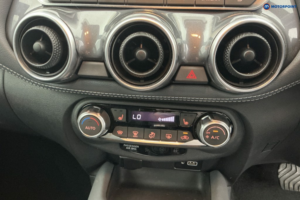 Nissan Juke Tekna Automatic Petrol SUV - Stock Number (1657548) - 17th supplementary image