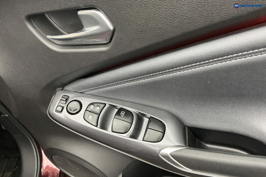 Nissan Juke Tekna Automatic Petrol SUV - Stock Number (1657548) - 25th supplementary image