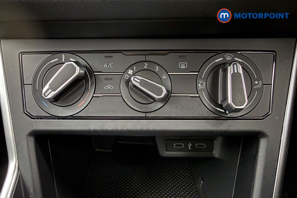 Volkswagen Polo Life Manual Petrol Hatchback - Stock Number (1657996) - 14th supplementary image