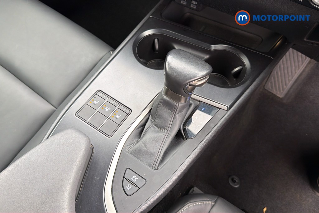 Lexus UX F-Sport Design Automatic Petrol-Electric Hybrid SUV - Stock Number (1658473) - 15th supplementary image