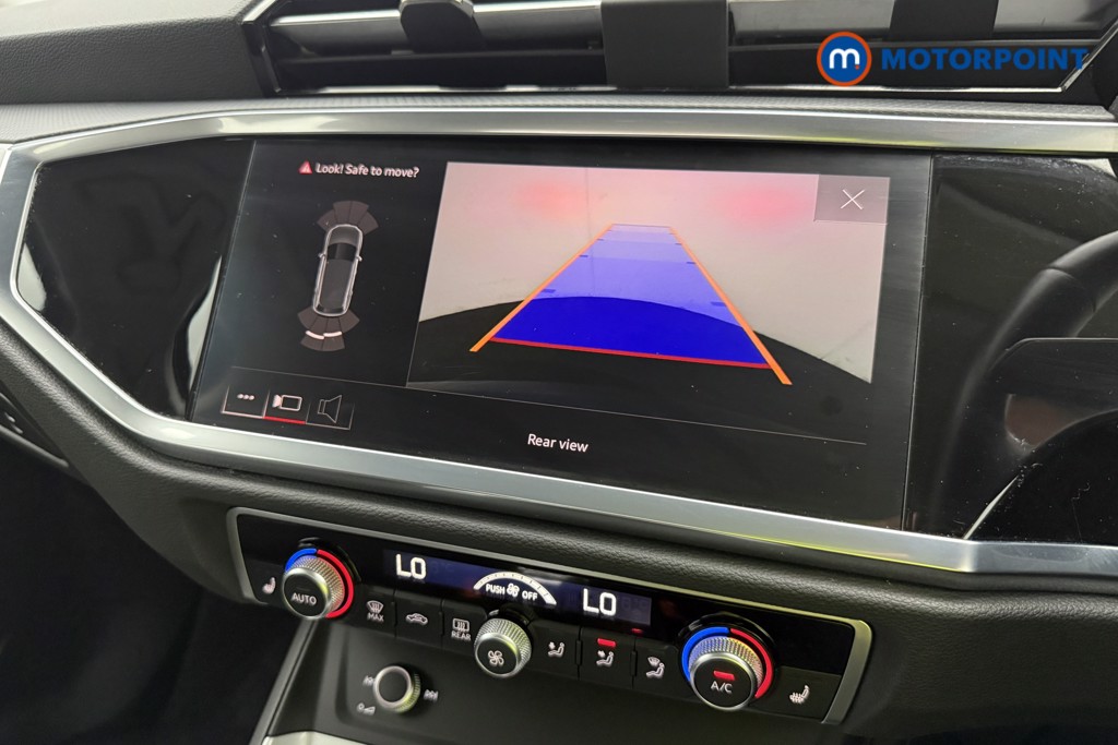 Audi Q3 Technik Automatic Petrol SUV - Stock Number (1658490) - 33rd supplementary image