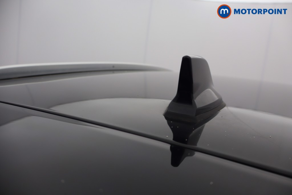 Renault Captur Techno Automatic Petrol-Electric Hybrid SUV - Stock Number (1658668) - 4th supplementary image