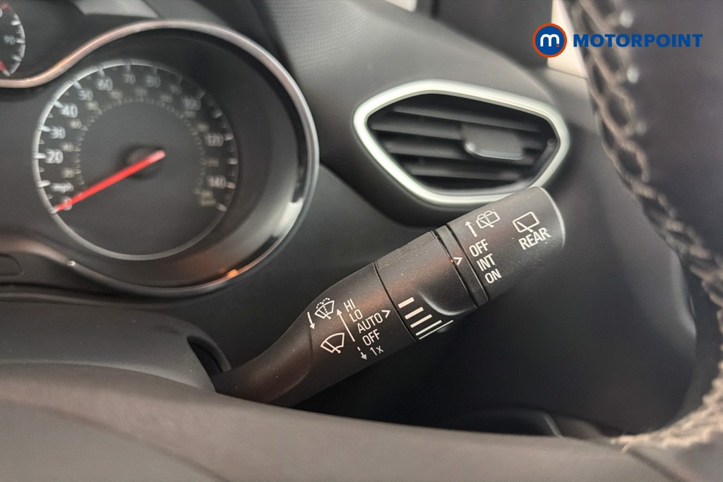 Vauxhall Crossland Elite Manual Petrol SUV - Stock Number (1658837) - 7th supplementary image