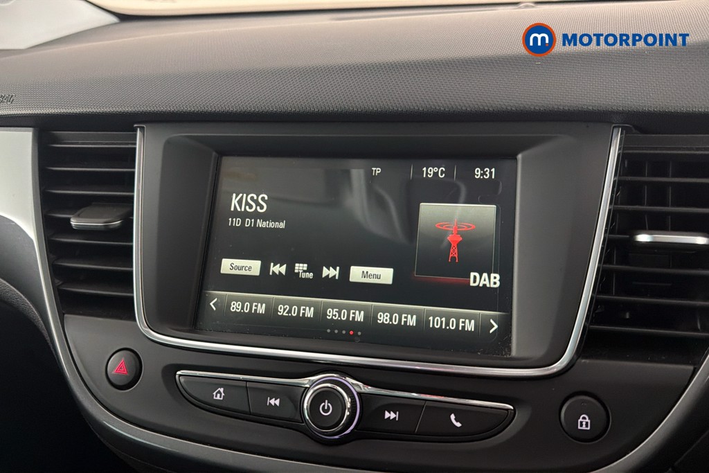 Vauxhall Crossland Elite Manual Petrol SUV - Stock Number (1658837) - 9th supplementary image