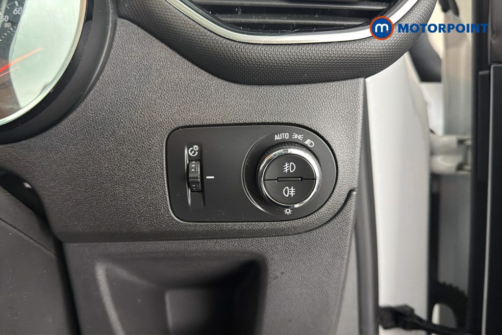 Vauxhall Crossland Elite Manual Petrol SUV - Stock Number (1658837) - 18th supplementary image
