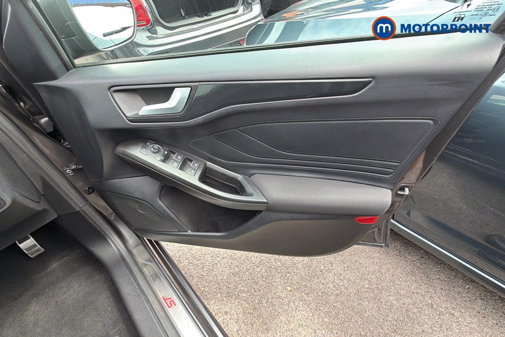 Ford Focus St-Line X Automatic Petrol Hatchback - Stock Number (1659476) - 19th supplementary image