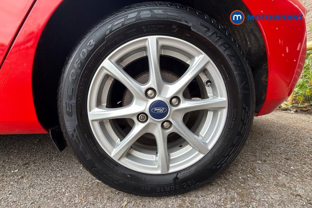Ford Fiesta Zetec Manual Petrol Hatchback - Stock Number (1659617) - 48th supplementary image