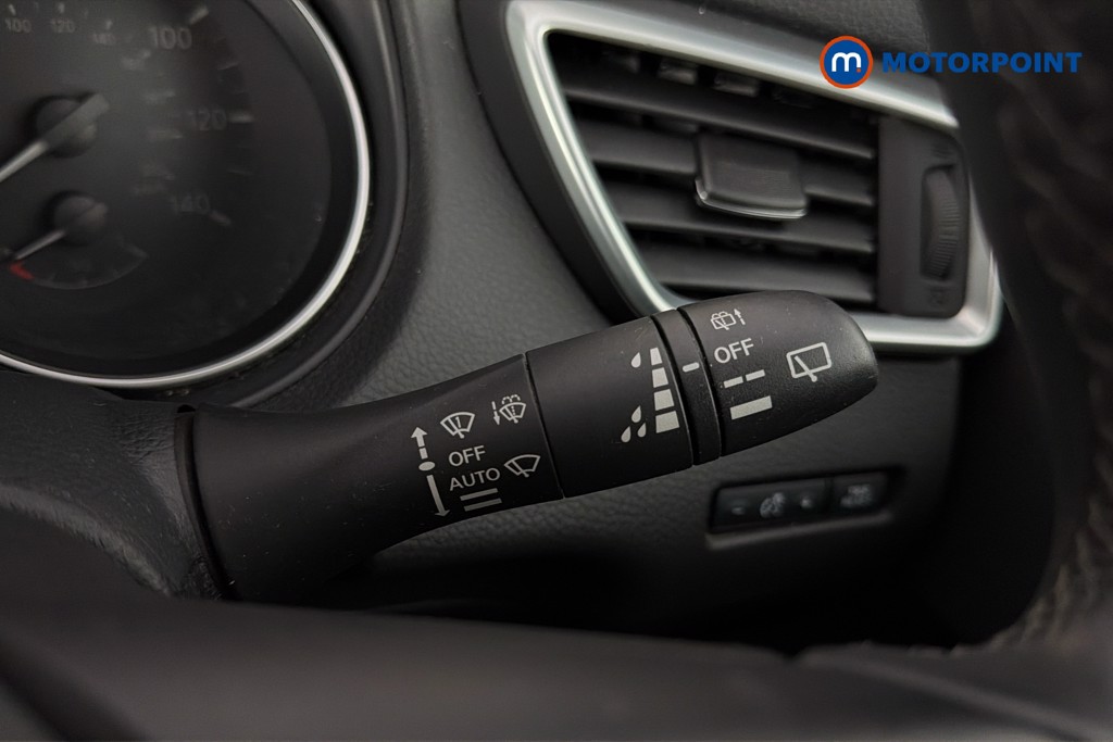 Nissan Qashqai Acenta Premium Manual Petrol SUV - Stock Number (1659847) - 7th supplementary image