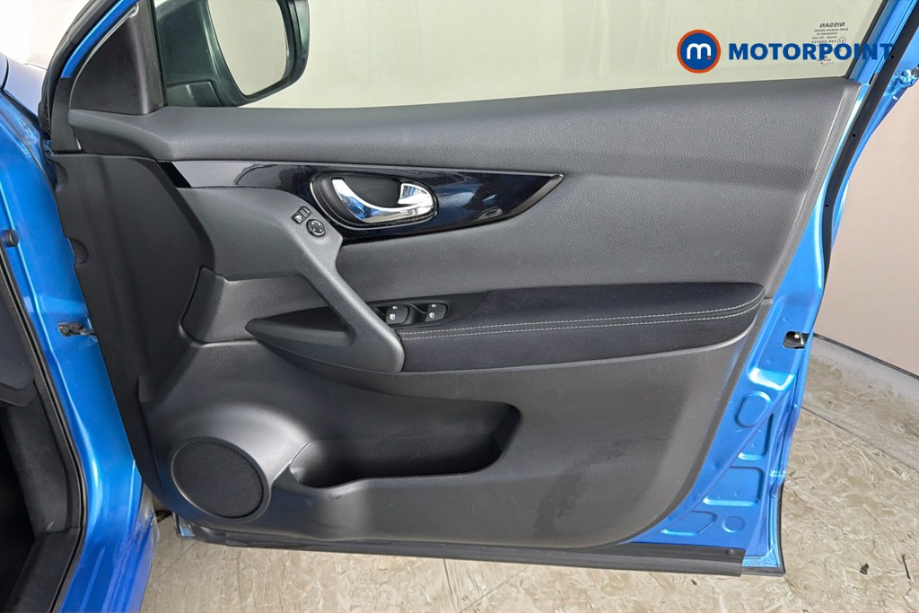 Nissan Qashqai Acenta Premium Manual Petrol SUV - Stock Number (1659847) - 19th supplementary image