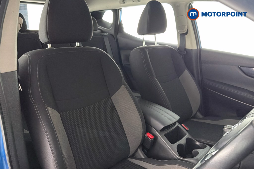 Nissan Qashqai Acenta Premium Manual Petrol SUV - Stock Number (1659847) - 22nd supplementary image