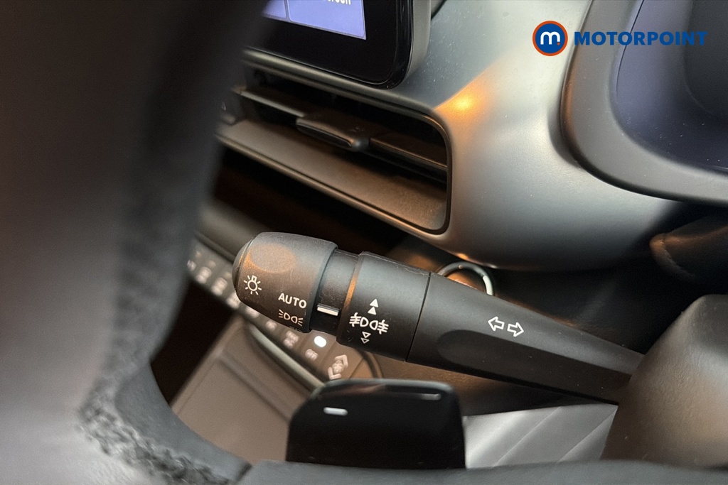 Jeep Avenger Summit Automatic Petrol SUV - Stock Number (1659880) - 5th supplementary image