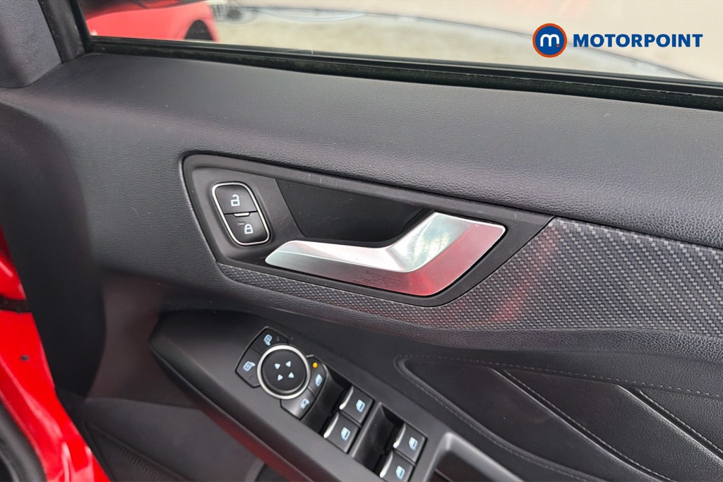 Ford Focus St-Line X Manual Diesel Hatchback - Stock Number (1660129) - 42nd supplementary image