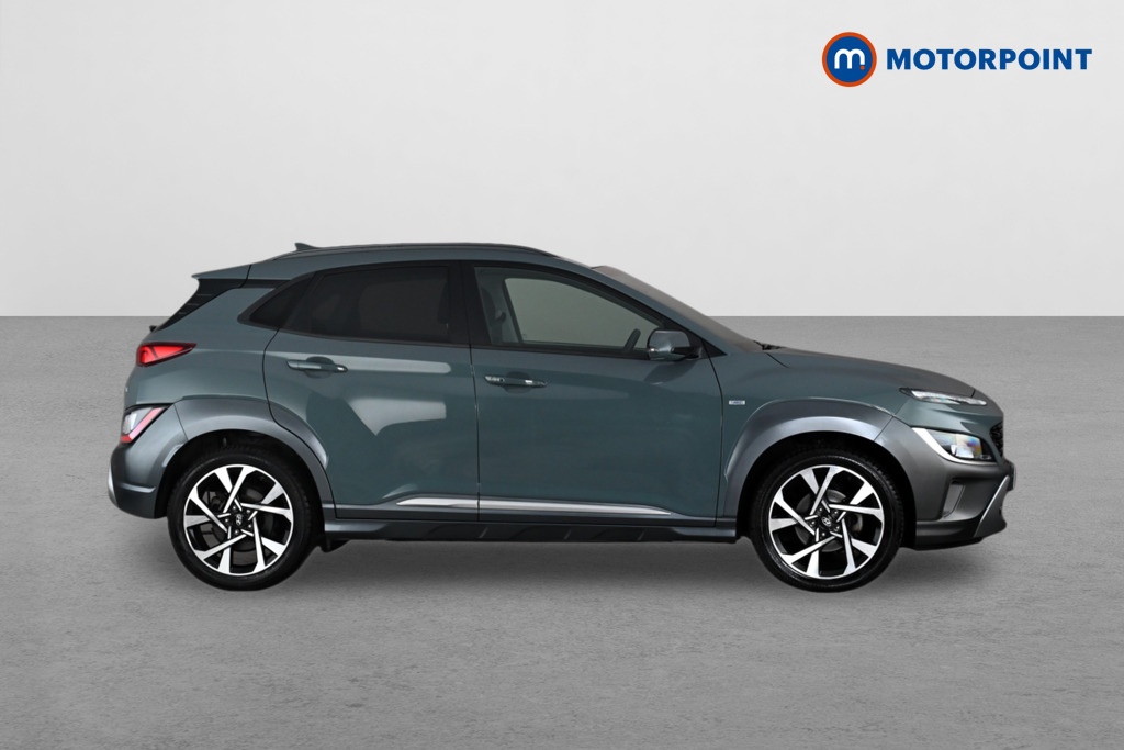 Hyundai Kona Premium Manual Petrol SUV - Stock Number (1660402) - Drivers side