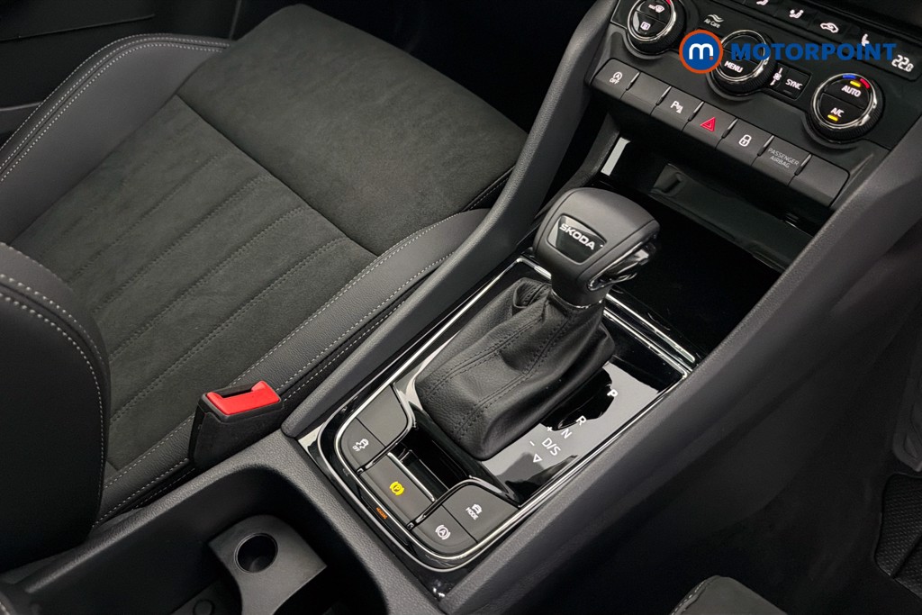Skoda Karoq Se L Automatic Petrol SUV - Stock Number (1660485) - 15th supplementary image