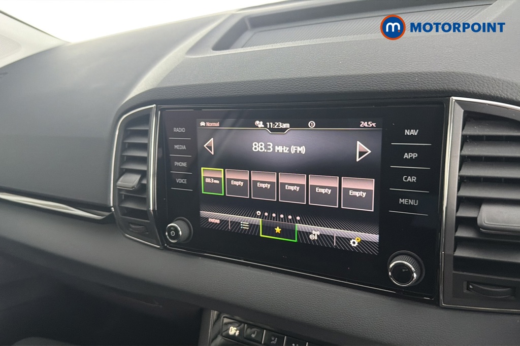 Skoda Karoq Se L Automatic Petrol SUV - Stock Number (1660532) - 8th supplementary image