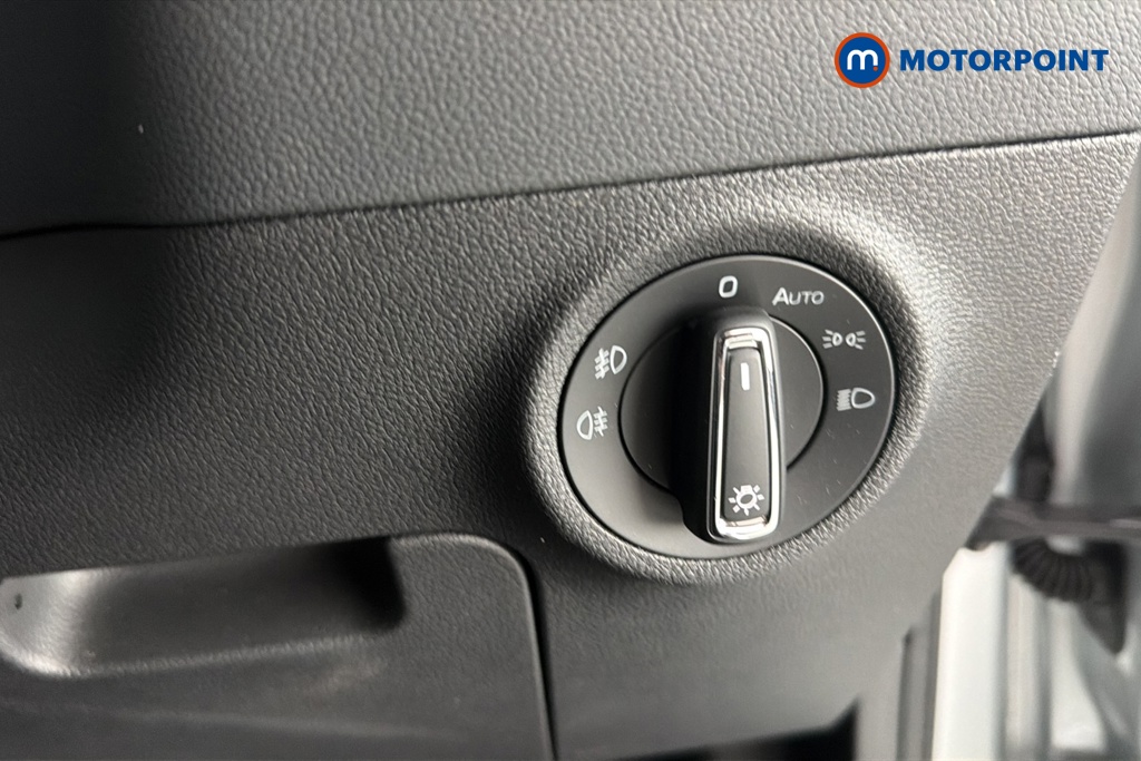 Skoda Karoq Se L Automatic Petrol SUV - Stock Number (1660532) - 11th supplementary image