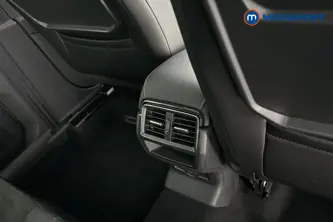 Skoda Karoq Se L Automatic Petrol SUV - Stock Number (1660532) - 28th supplementary image