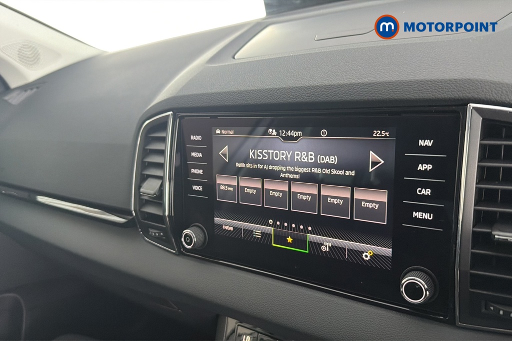 Skoda Karoq Se L Automatic Petrol SUV - Stock Number (1660563) - 8th supplementary image
