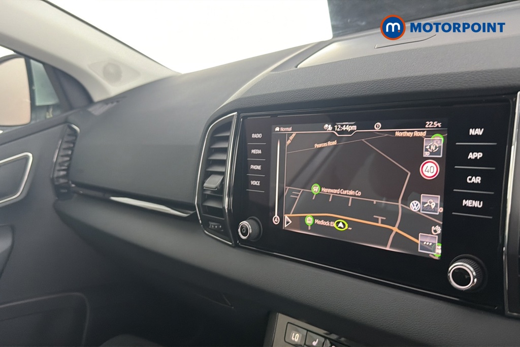 Skoda Karoq Se L Automatic Petrol SUV - Stock Number (1660563) - 9th supplementary image