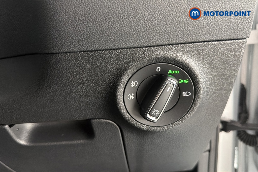 Skoda Karoq Se L Automatic Petrol SUV - Stock Number (1660563) - 11th supplementary image