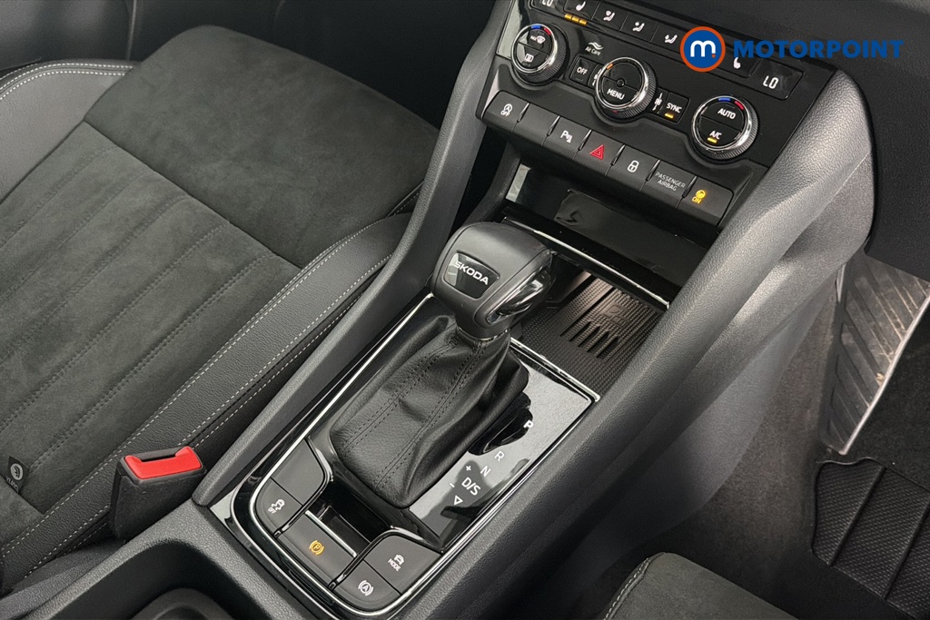 Skoda Karoq Se L Automatic Petrol SUV - Stock Number (1660563) - 15th supplementary image
