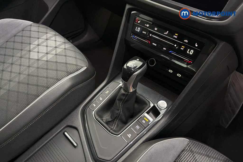 Volkswagen Tiguan R-Line Automatic Petrol SUV - Stock Number (1660883) - 15th supplementary image