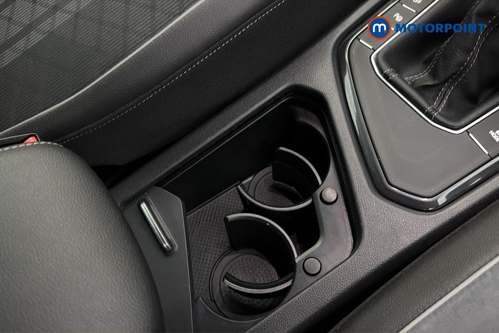 Volkswagen Tiguan R-Line Automatic Petrol SUV - Stock Number (1660883) - 16th supplementary image