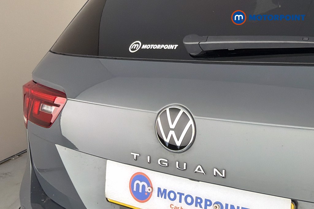 Volkswagen Tiguan R-Line Automatic Petrol SUV - Stock Number (1660883) - 37th supplementary image